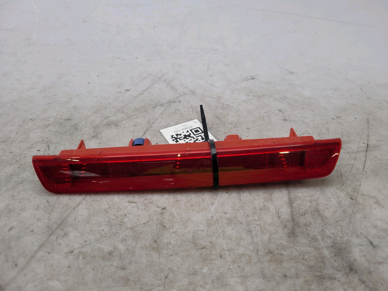 Troisième feu stop 26590-4EA0A- - NISSAN QASHQAI 2 PH.2 1.3 DIG T - G0-3062J G0-3062J