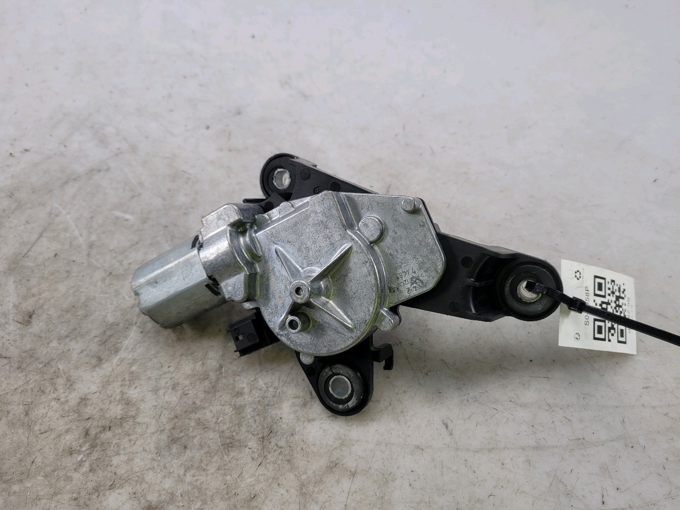 Moteur d'essuie glace arrière réf. 9819899980 OPEL CROSSLAND X PH.1 S0-2858P S0-2858P