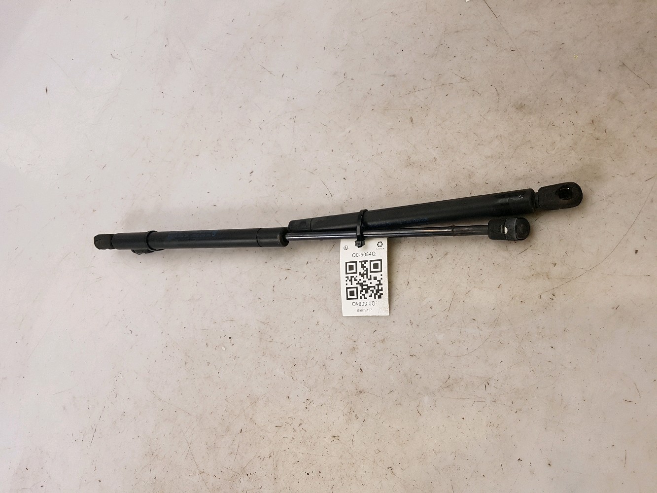 Paire verins coffre hayon malle 1025425 - FORD KA 1 1.3I - Q0-5084Q Q0-5084Q