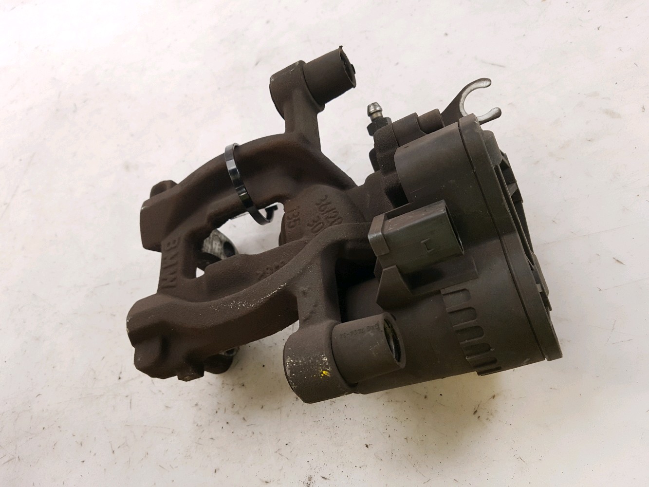 Etrier arrière gauche 34206883033 - BMW X2 1 - E0-4397Q E0-4397Q