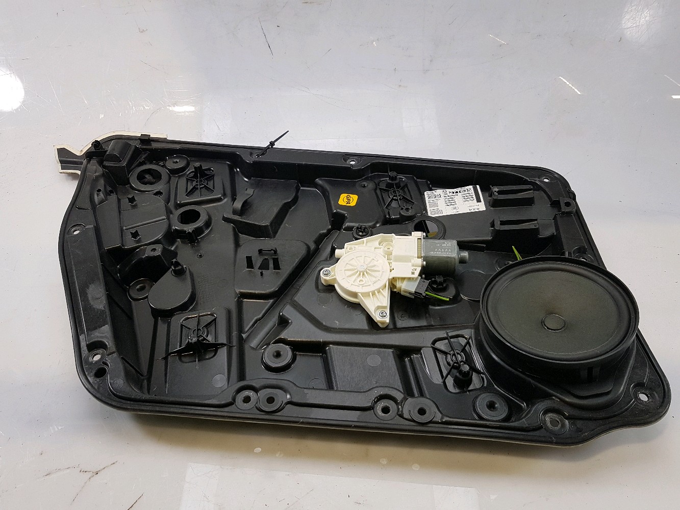 Lève-vitre avant gauche MERCEDES CLASSE A 3 PH.2 N0-4536R N0-4536R