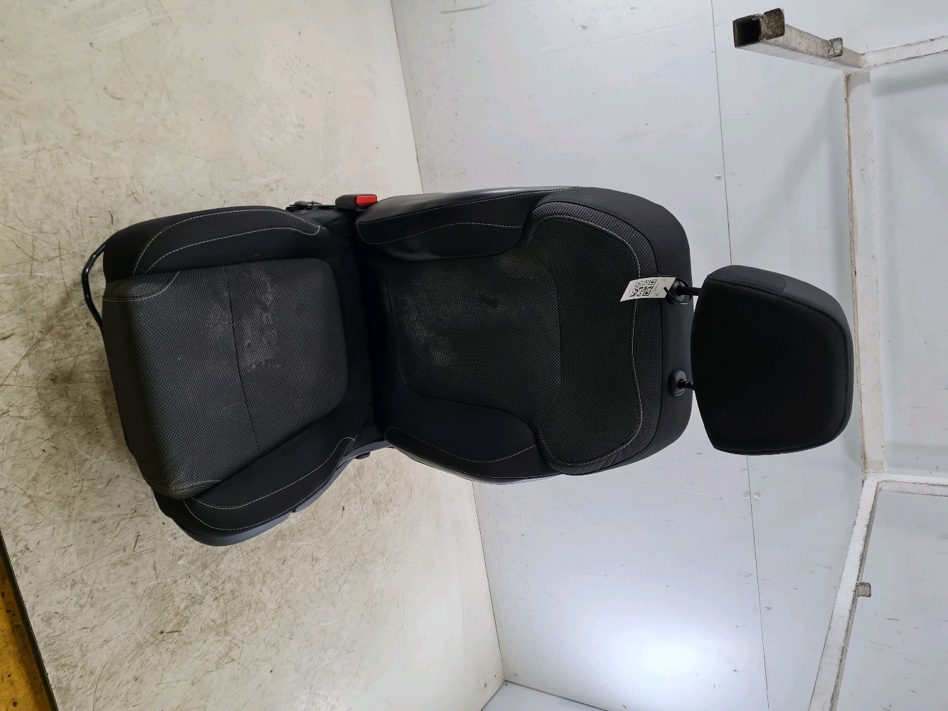 Siège gauche 876614466R - RENAULT MEGANE 4 PH.1 1.5 DCI FAP - L0-4693I L0-4693I