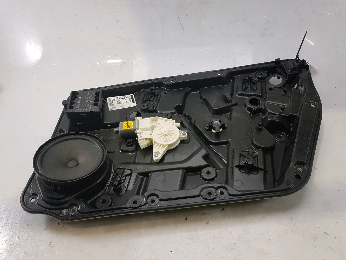 Lève vitre avant droit MERCEDES CLASSE A 3 PH.2 W0-5667L W0-5667L