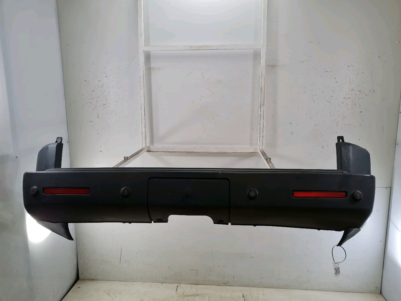 Pare choc arrière LAND ROVER DISCOVERY 3 PH.2 DPO000051PCL T0-1542Z T0-1542Z