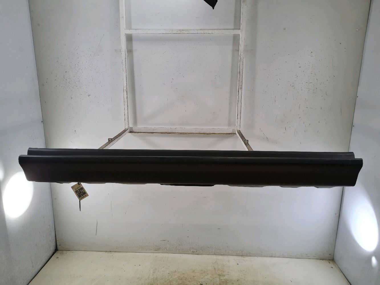 Bas de caisse gauche 51718408705 - BMW X5 1 3.0 TD 4X4 - N2-5821G N2-5821G