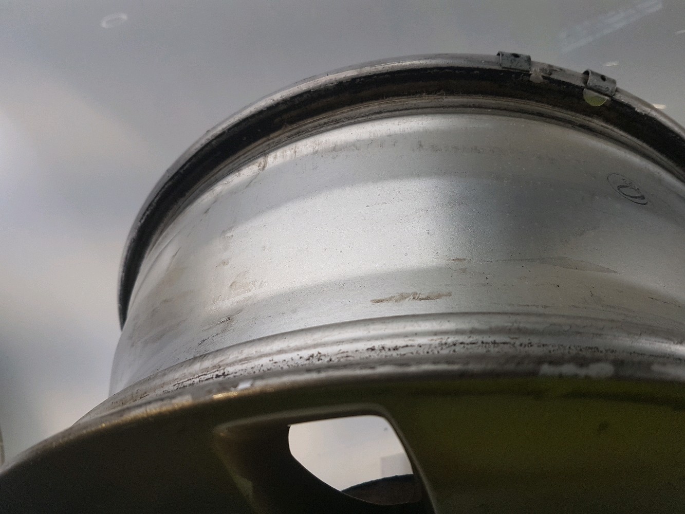 Jante alu 4F0601025N8Z8 - AUDI A6 3 PH.1 2.0 TDI - S0-4113T S0-4113T [reference_1858496] 2