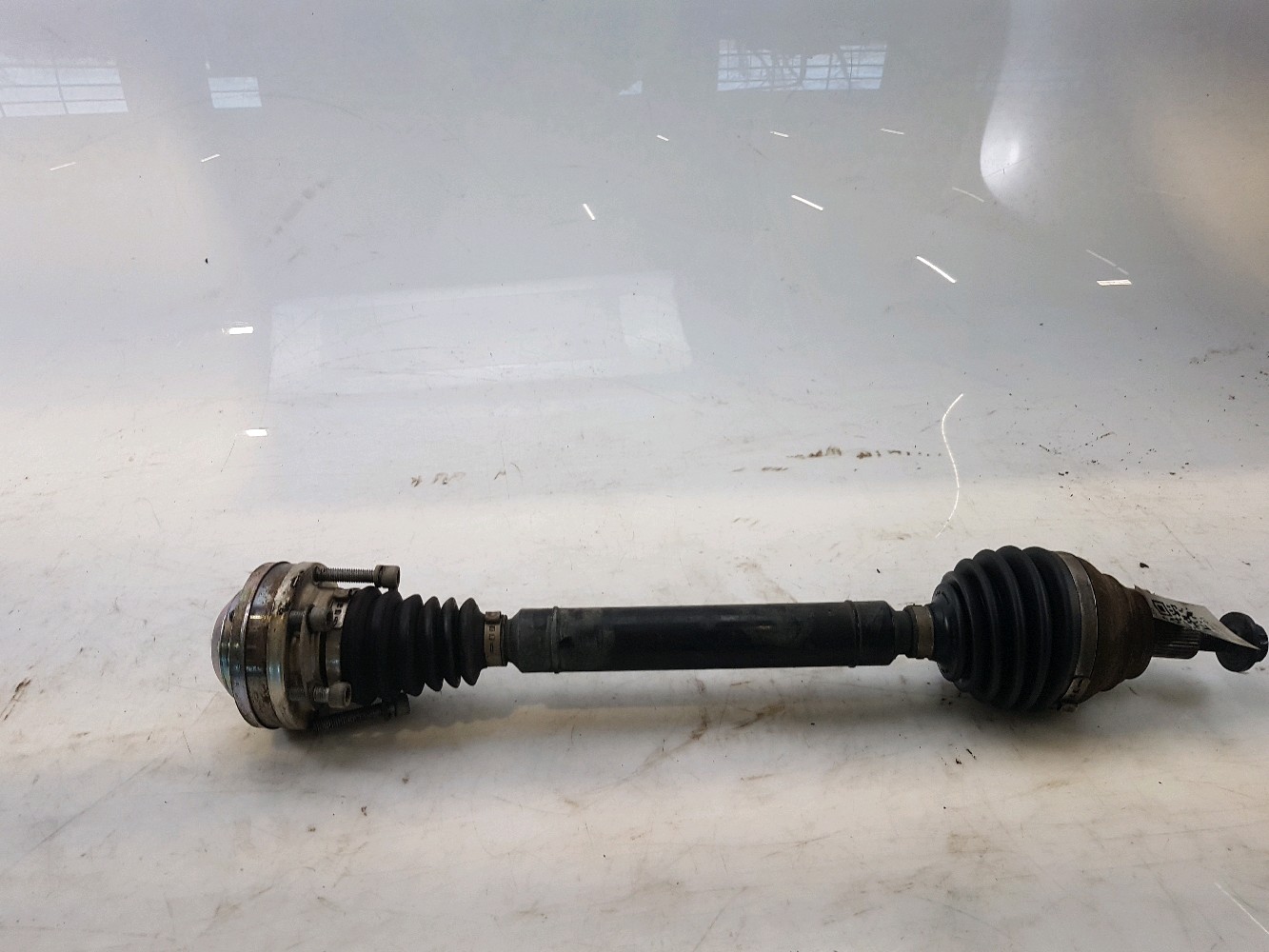 Cardan avant droit VOLKSWAGEN GOLF 7 PH.1 réf. 5Q0407272EQ L0-7413G L0-7413G