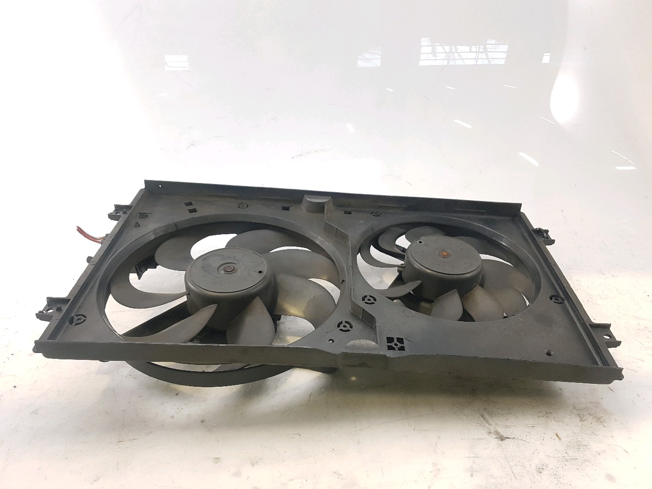 Groupe motoventilateur GPA-21-0005126 - VOLKSWAGEN NEW BEETLE 1 PH.1 TDI - I0-5169B I0-5169B