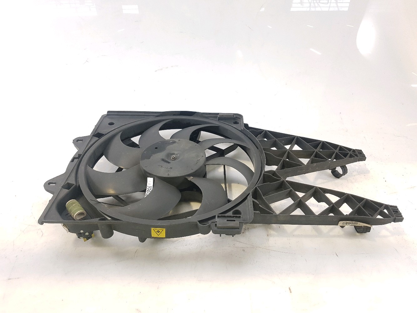 Groupe motoventilateur 0000051821155 - FIAT DOBLO 2 PH.1 1.3 JTD - X0-5357T X0-5357T