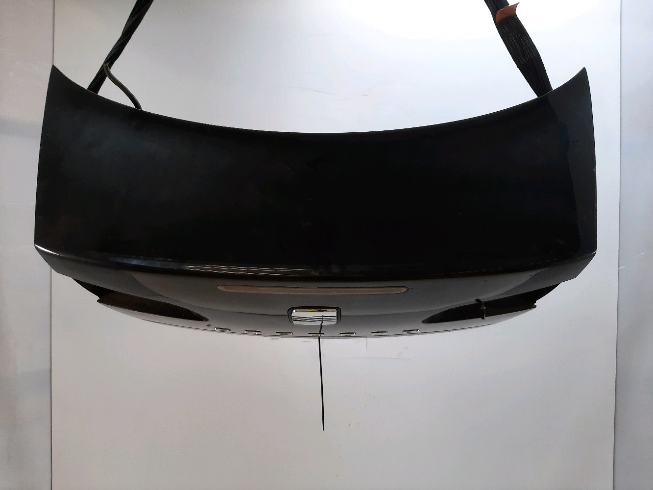 Malle SEAT CORDOBA 2 NEGRO MAGICO PERLADO réf. 6L5827025B K0-1486T K0-1486T