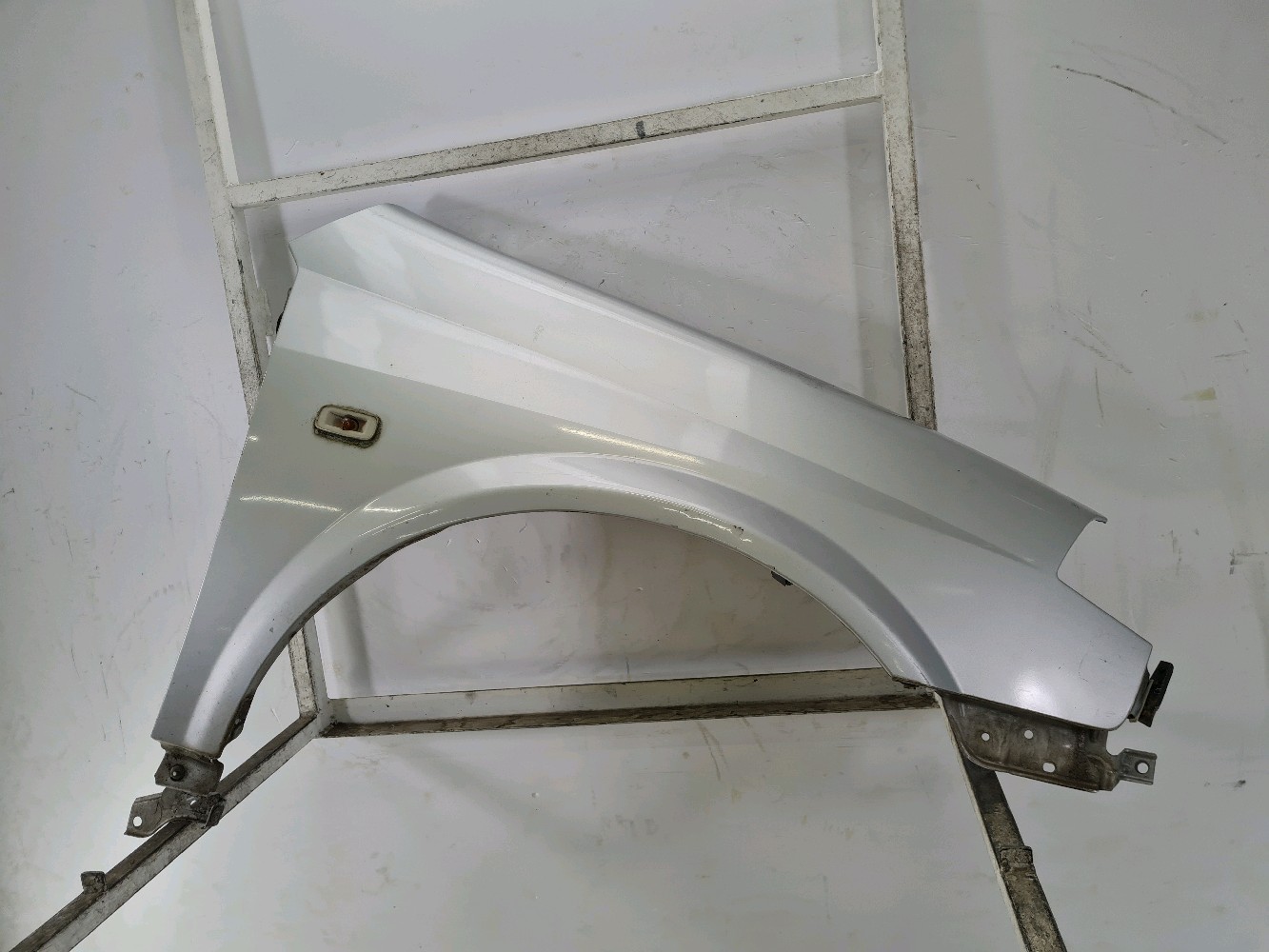 Aile avant droite NISSAN PRIMERA 4 63100-AV630- Q0-0289M Q0-0289M