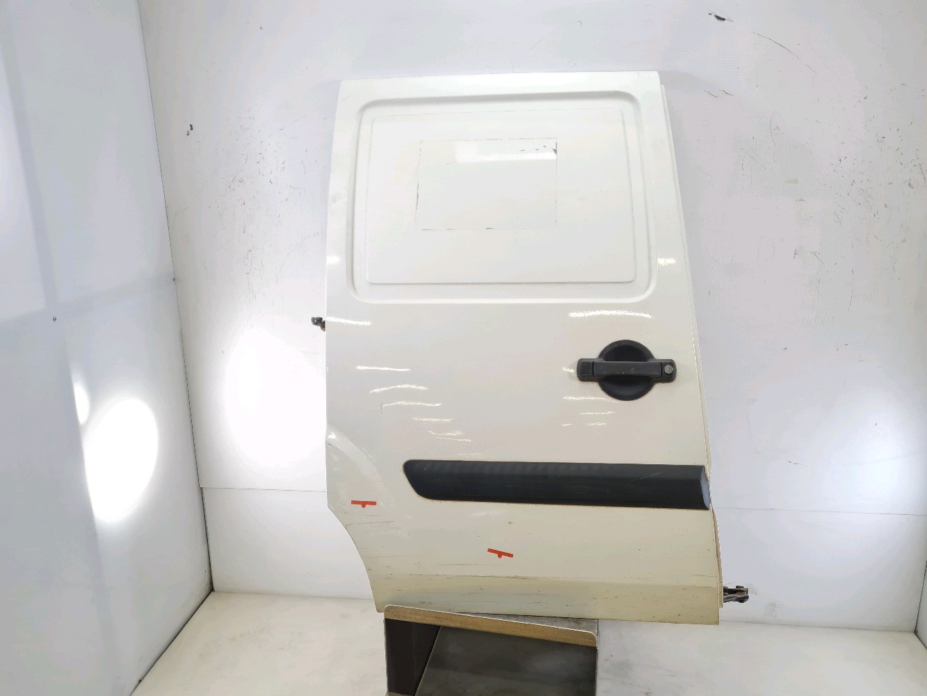 Porte latérale arrière droite 51934377 - FIAT DOBLO CARGO 1 PH.2 1.3 JTD - F0-8651X F0-8651X