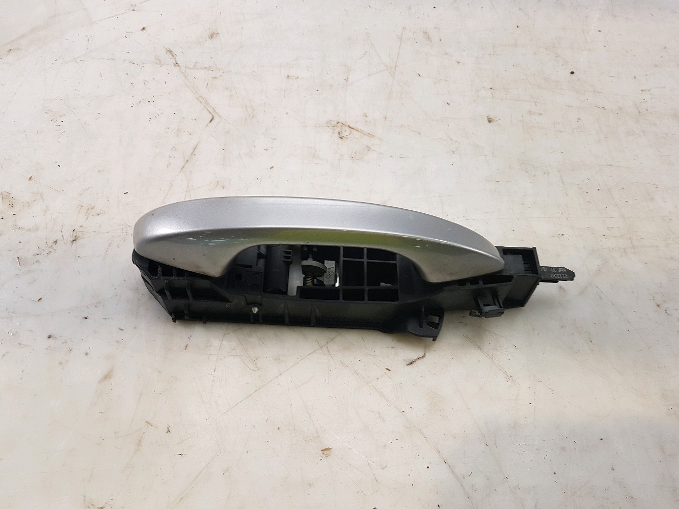 Poignée de porte extérieur avant droit YL01863480 - CITROEN C5 X  - M0-1795P M0-1795P
