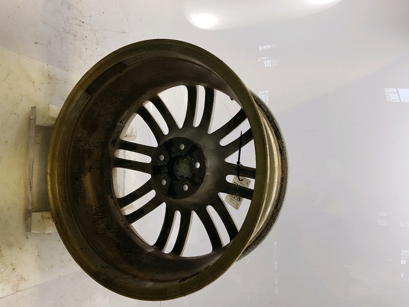 Jante alu 60693096 - ALFA-ROMEO 156 SPORTWAGON PH.3 CROSSWG. - L0-4662X L0-4662X