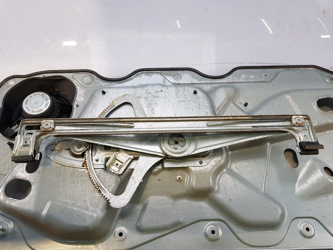 Lève-vitre droit FORD FOCUS 2 PH.2 B0-2974C B0-2974C [reference_111273] 4