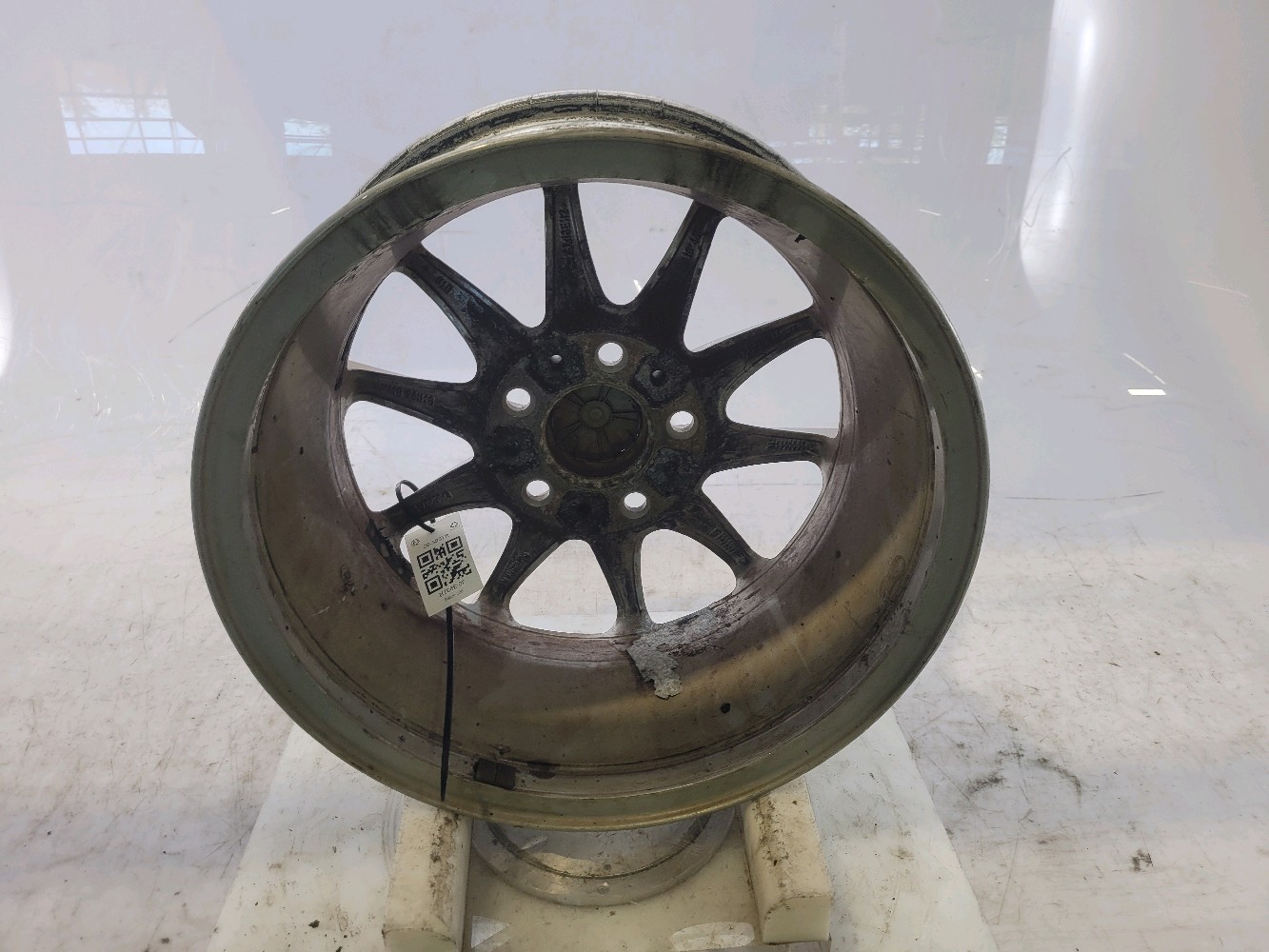 Jante alu 36116795207 - BMW SERIE 1 1 PH.2 116 I - J0-3937R J0-3937R