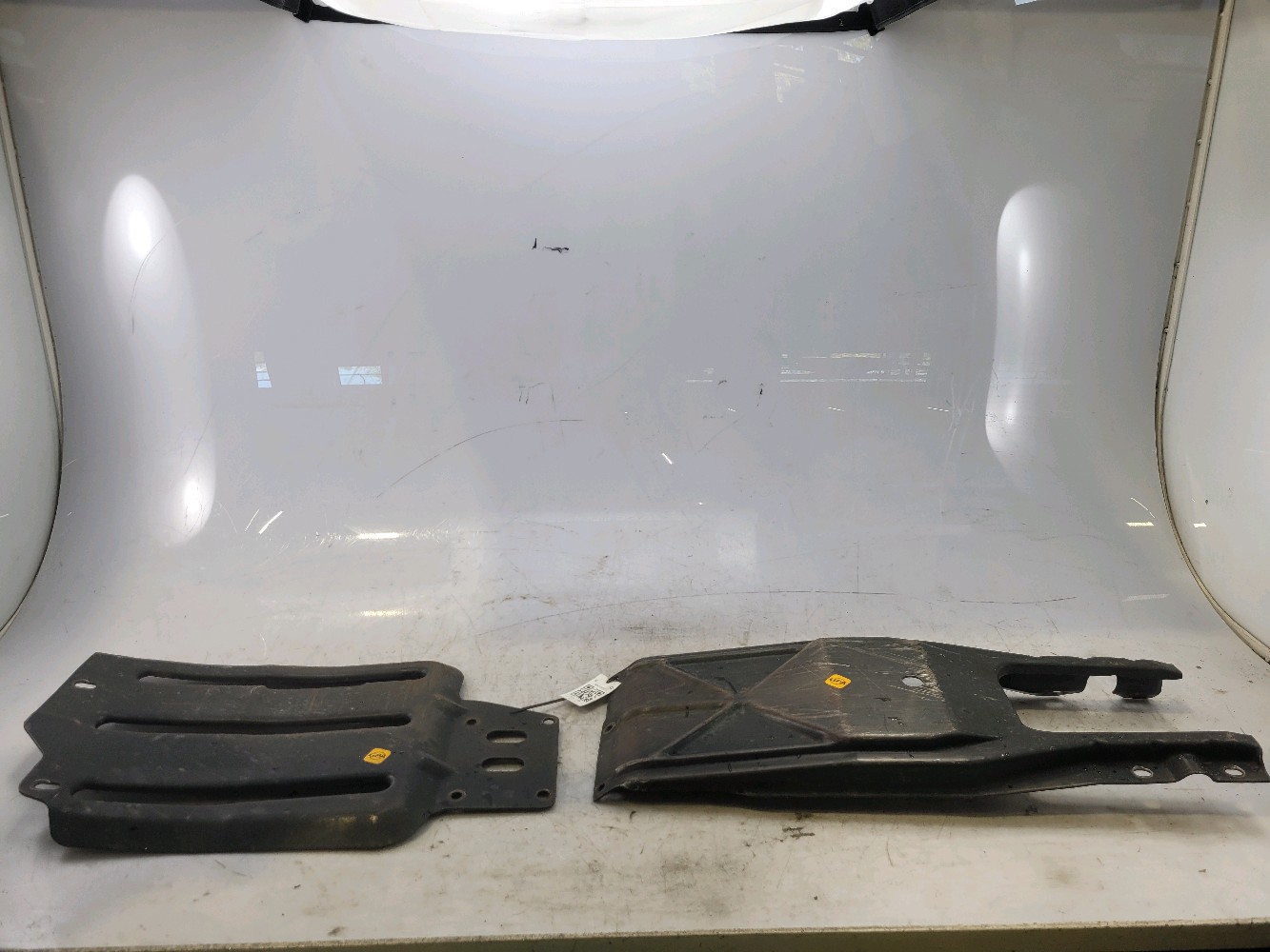 Protection / Cache /Carenage sous moteur DODGE DURANGO R0-1793V R0-1793V