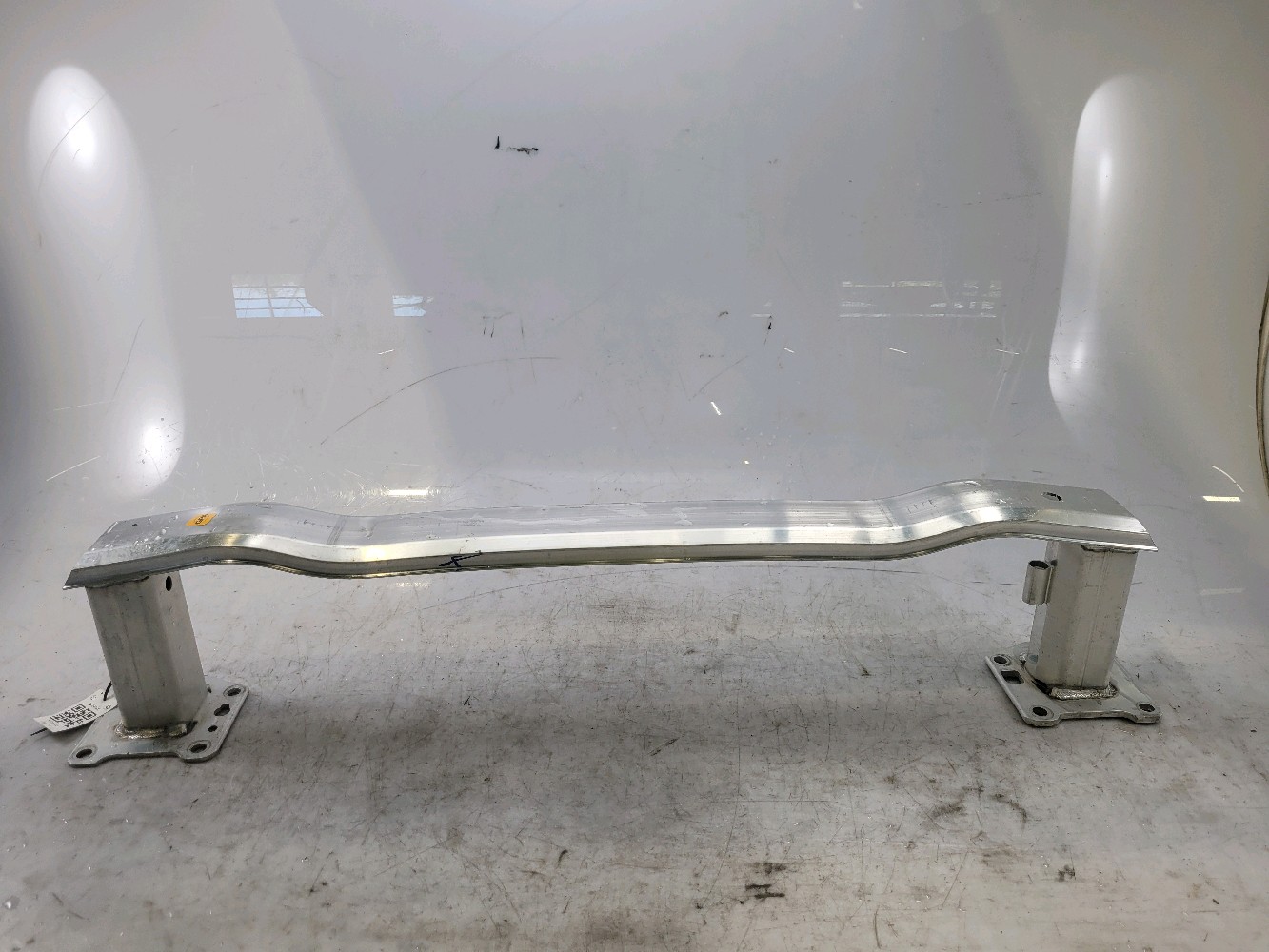 Traverse de pare choc arrière 9835540480 - DS DS4 2 1.2 PTEC - P0-8408X P0-8408X