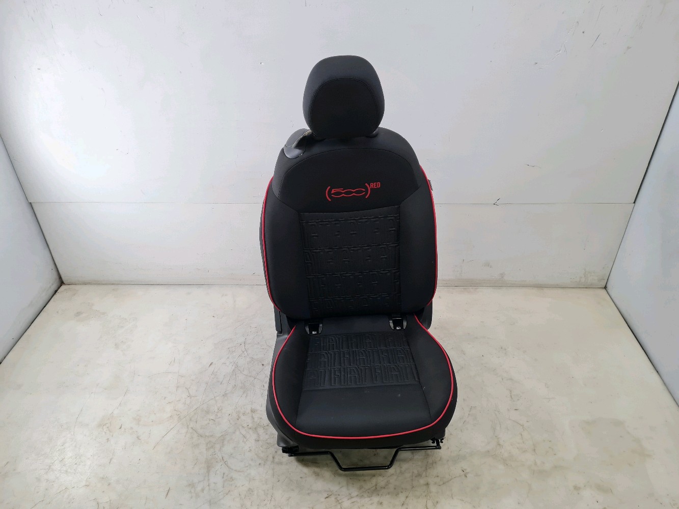 Siège droit 52147568 - FIAT 500C 3 III - M0-1147H M0-1147H