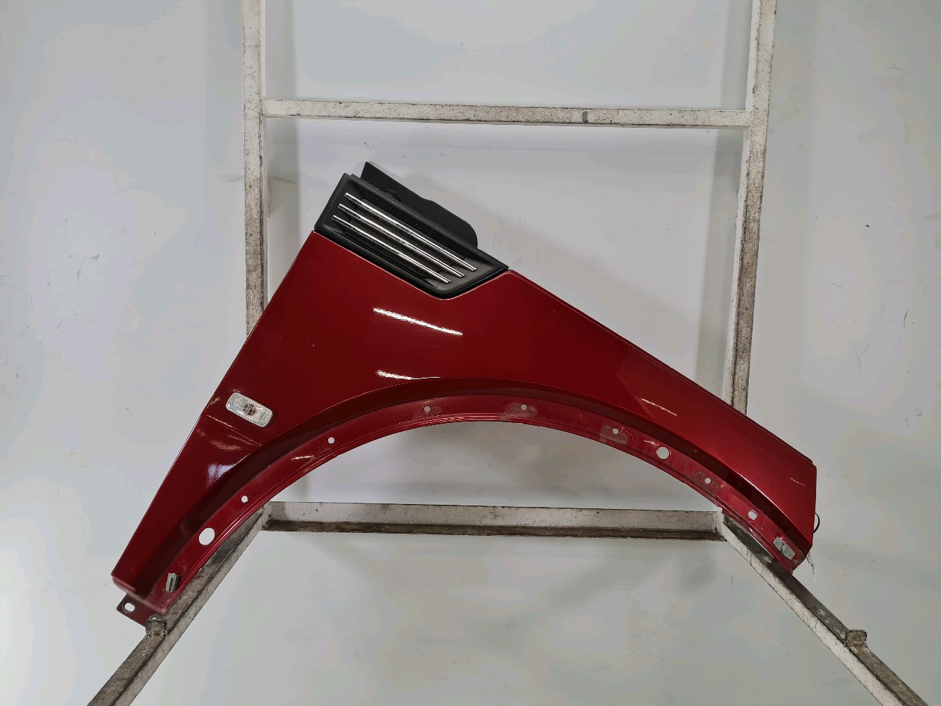 Aile avant droite DODGE NITRO 55360844AC B0-7104B B0-7104B