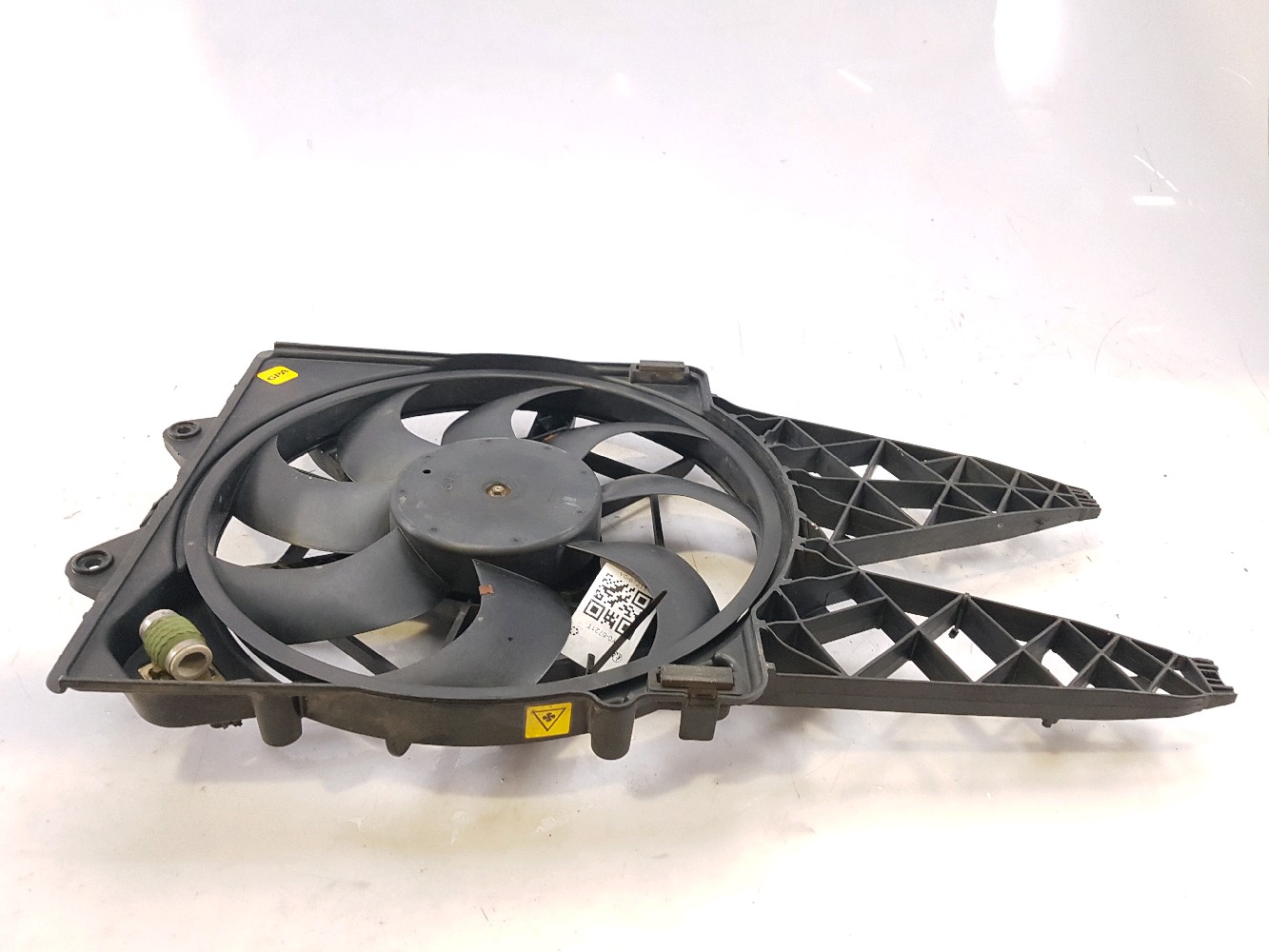 Groupe motoventilateur 0000051820792 - FIAT BRAVO 2 PH.1 1.6 JTD - Y0-6721T Y0-6721T