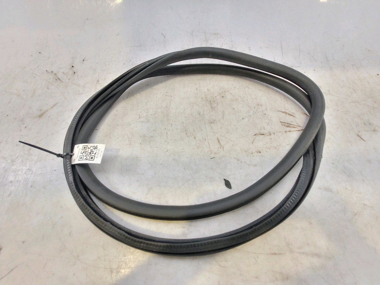 Joint de porte avant droit 9677519680 - PEUGEOT 308 SW 2 PH.2 1.5 BHDI - Q0-3007K Q0-3007K