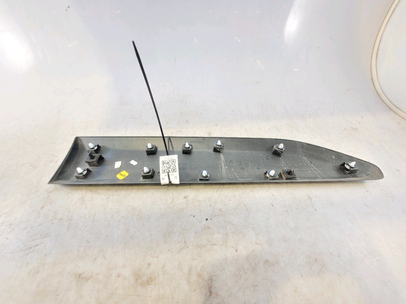 Bandeau de porte avant gauche 981769631T - OPEL COMBO E 1.2T 110 - G0-5650R G0-5650R [reference_2308101] 2