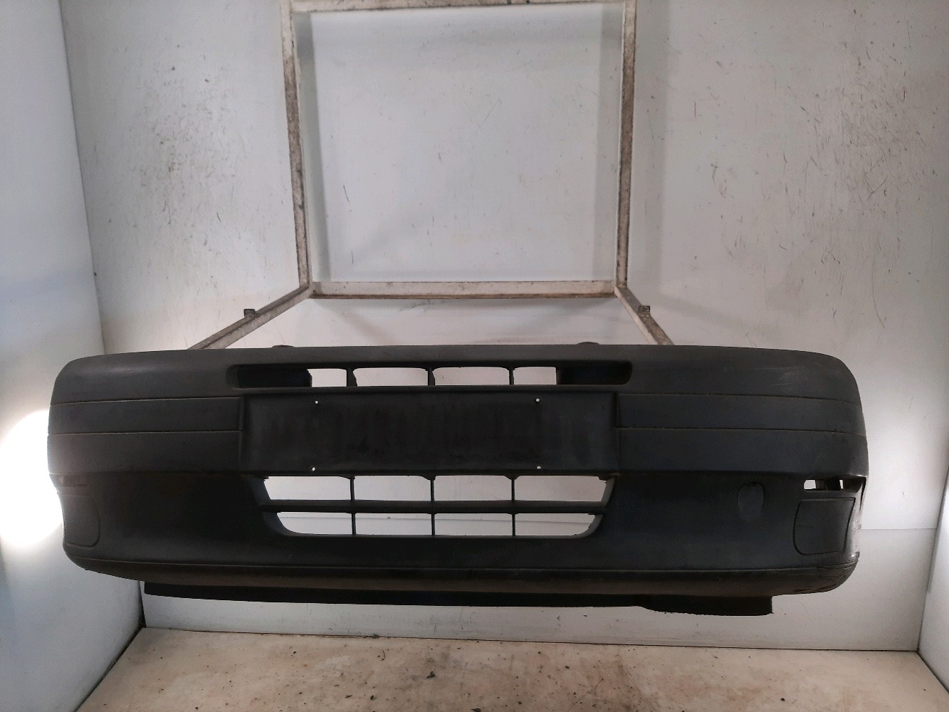 Pare choc avant 183001680 - FIAT PUNTO 1 60 SX - K0-7542R K0-7542R