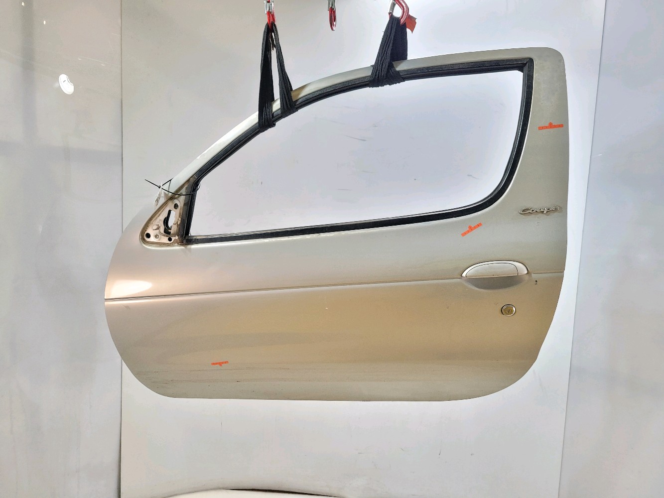 Porte gauche (3 portes) RENAULT MEGANE 1 PH.2 7751467871 C0-9256W C0-9256W