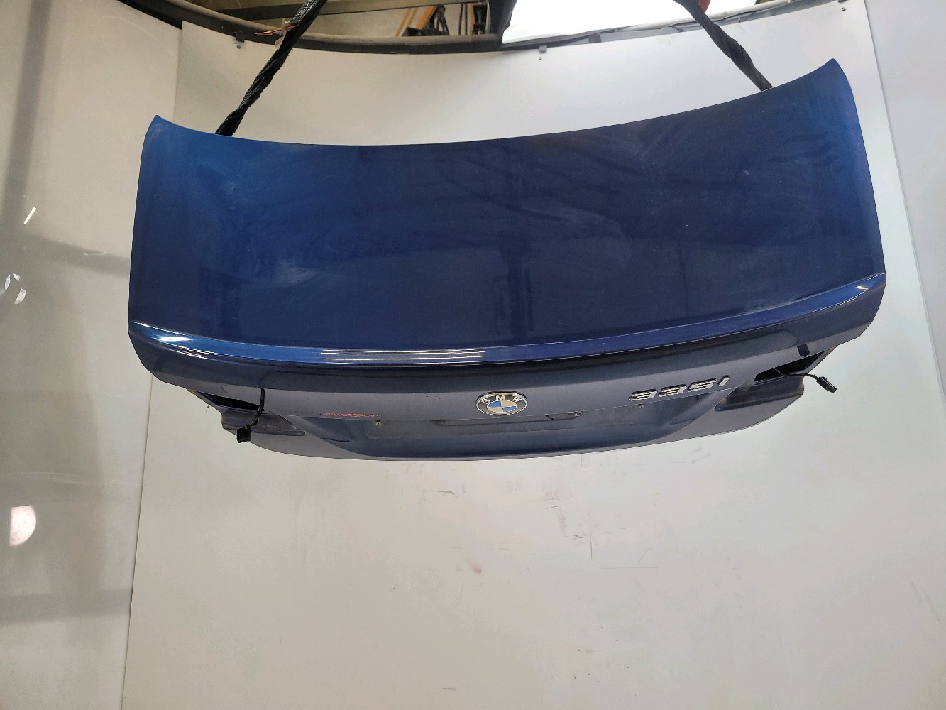 Malle BMW SERIE 3 5 PH.2 BLEU FONCE réf. 41627254428 H0-0993N H0-0993N