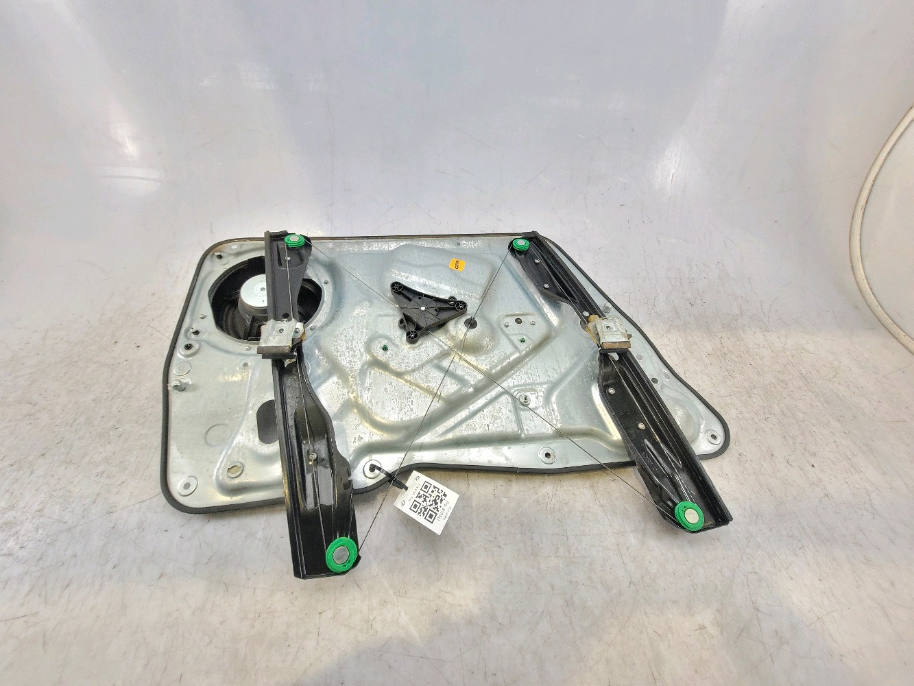 Lève vitre avant droit VOLKSWAGEN TIGUAN 1 PH.1 P0-3533U P0-3533U