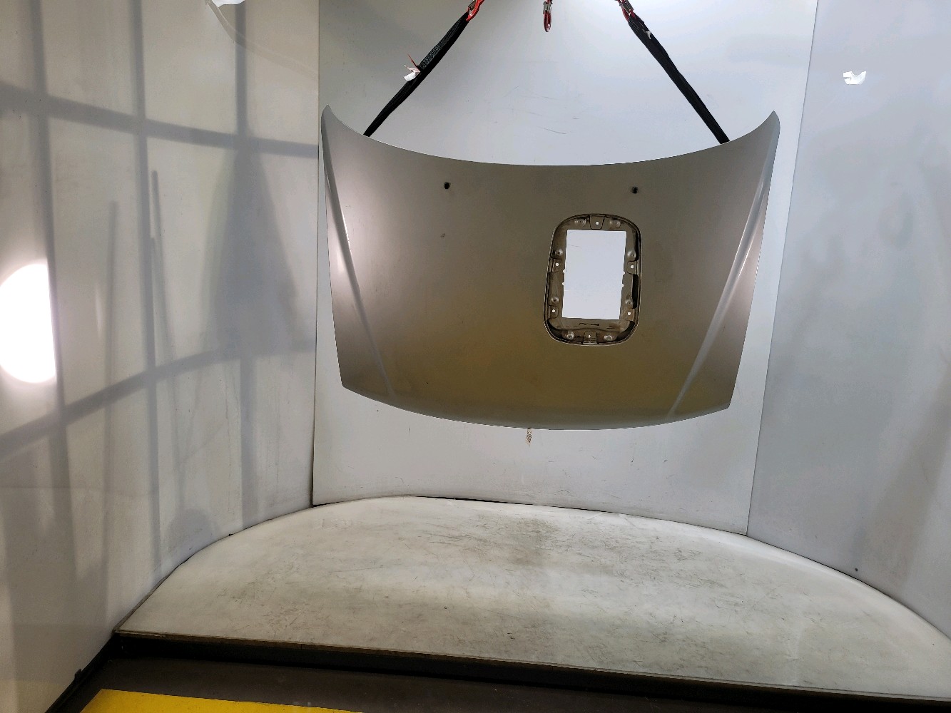 Capot MITSUBISHI PAJERO SPORT GRIS CLAIR réf. MR241920 V0-8406B V0-8406B