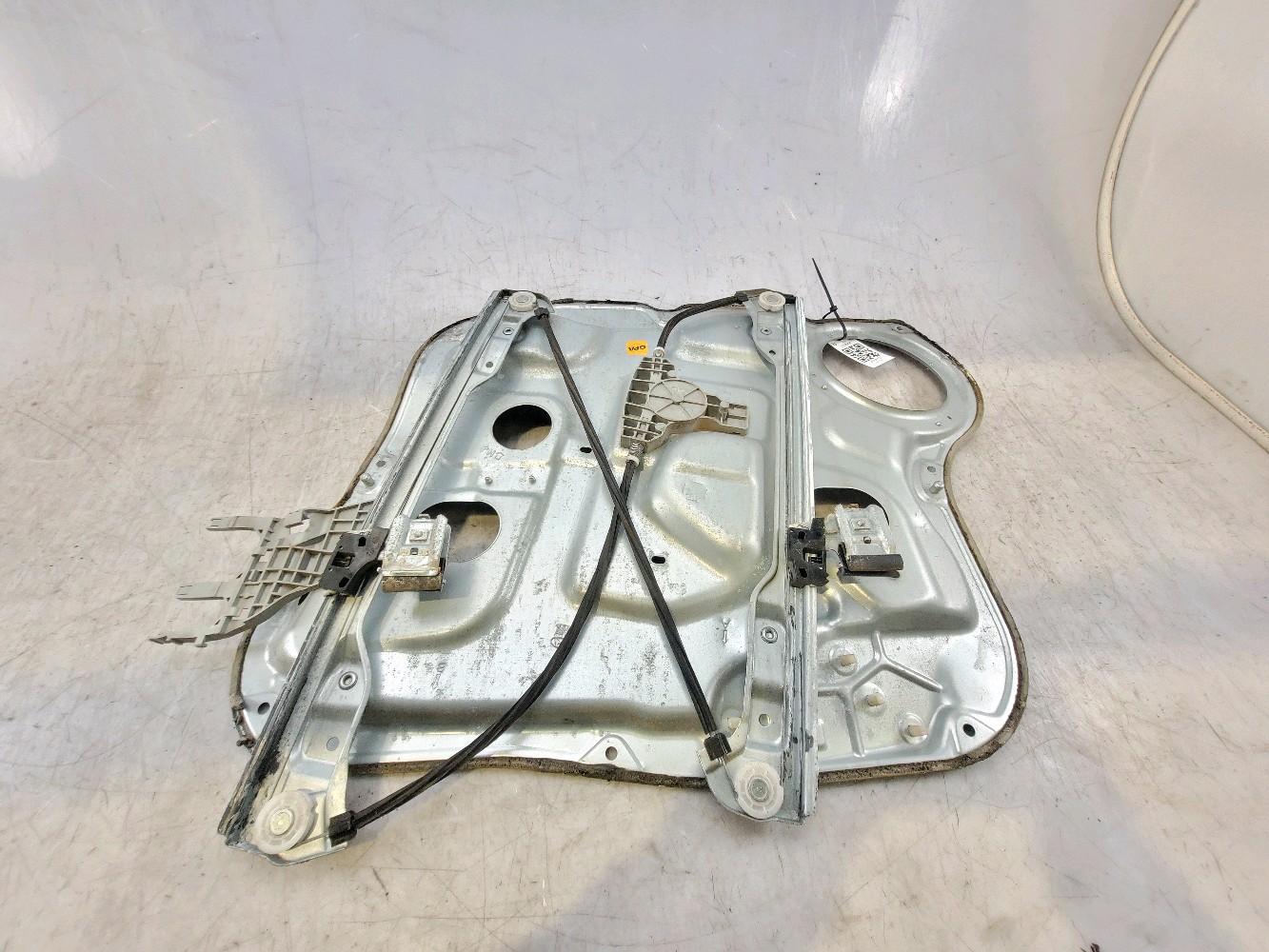 Lève-vitre avant gauche HYUNDAI SANTA FE 2 PH.1 C0-8944F C0-8944F