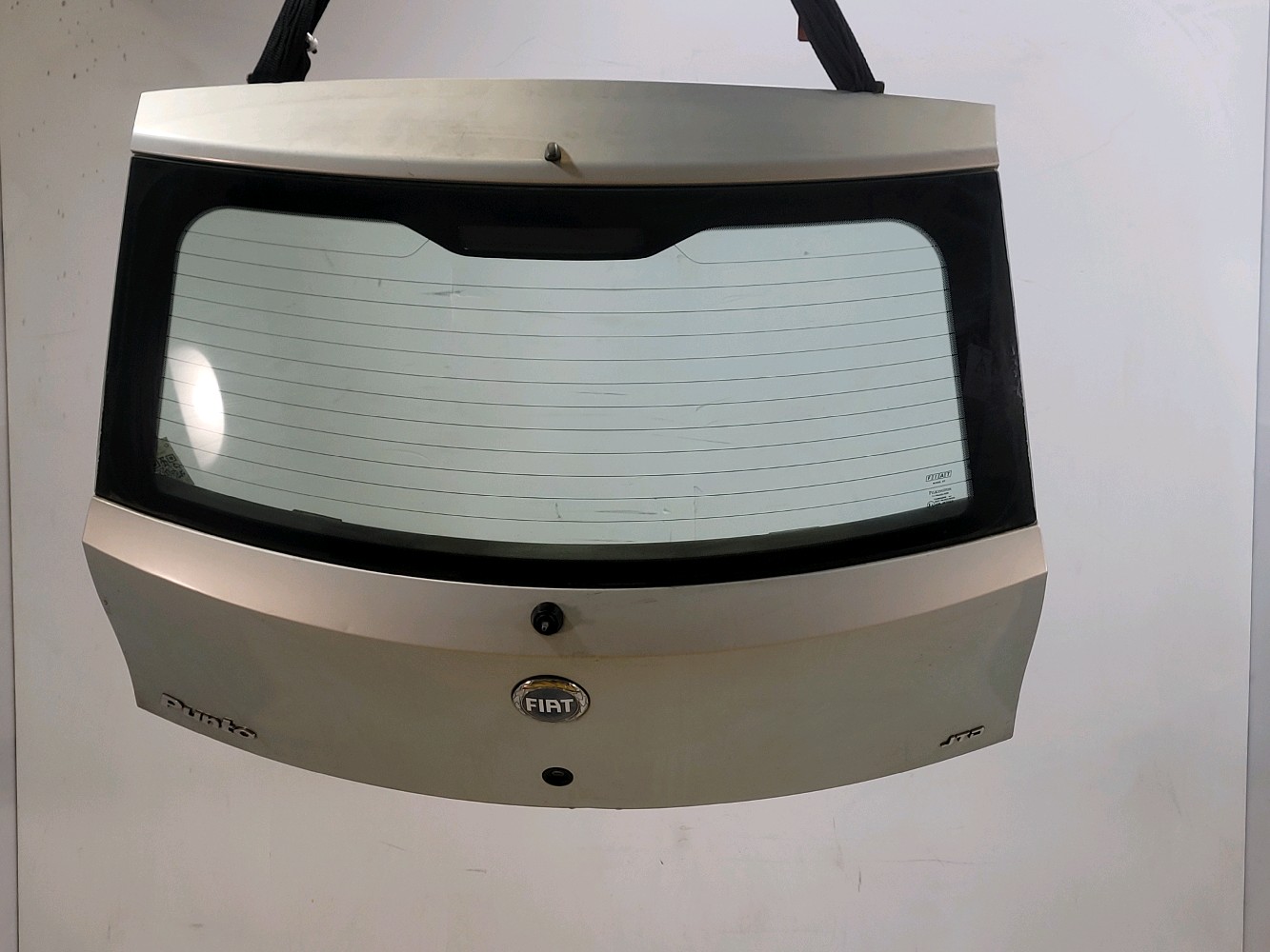 Hayon FIAT PUNTO 2 PH.2 VERT CLAIR réf. 51833468 F0-0058I F0-0058I