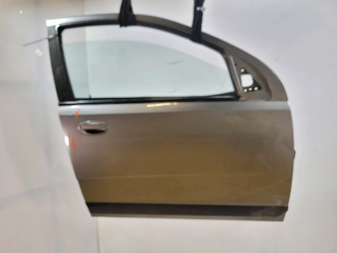 Porte avant droite CHEVROLET AVEO 1 96897590 B0-2782V B0-2782V