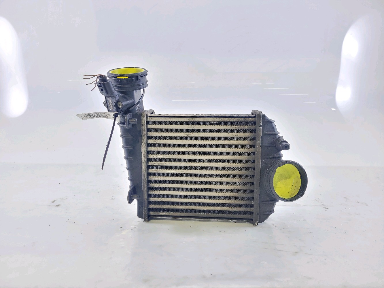 Echangeur air air/Intercooler VOLKSWAGEN PASSAT 4 PH.2 4 MOTION réf. 3B0145805D L1-2066E L1-2066E