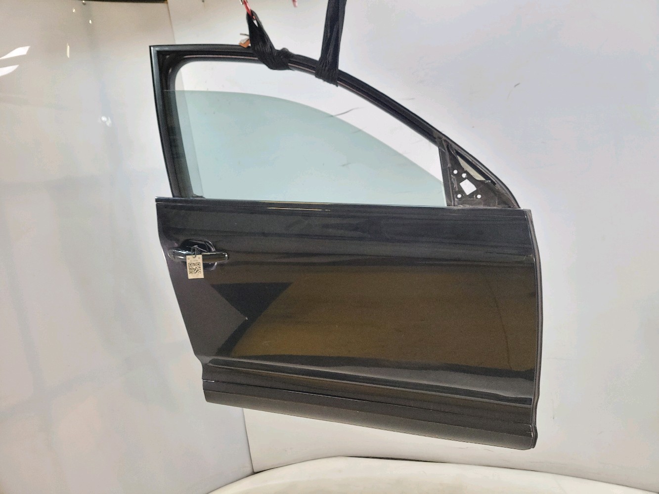 Porte avant droite VOLKSWAGEN TOUAREG 1 PH.1 7L0831056L N1-1676Q N1-1676Q