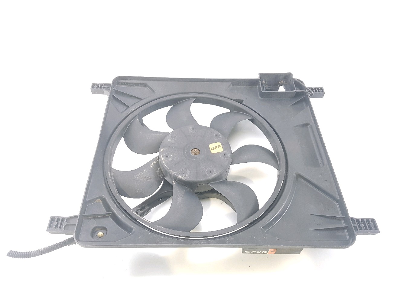 Groupe motoventilateur 95978939 - CHEVROLET SPARK PH.2 1.0 - R1-1560W R1-1560W