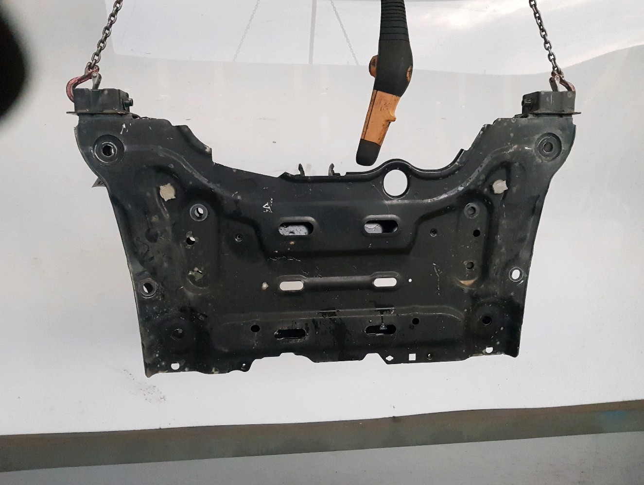 Berceau 544013074R - RENAULT MEGANE 4 PH.2 1.0 TCE - E0-4017A E0-4017A