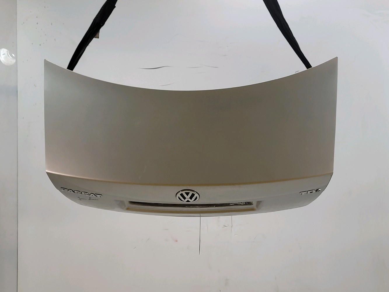 Malle VOLKSWAGEN PASSAT 4 PH.2 GRIS CLAIR réf. 3B5827025AK N1-0322L N1-0322L