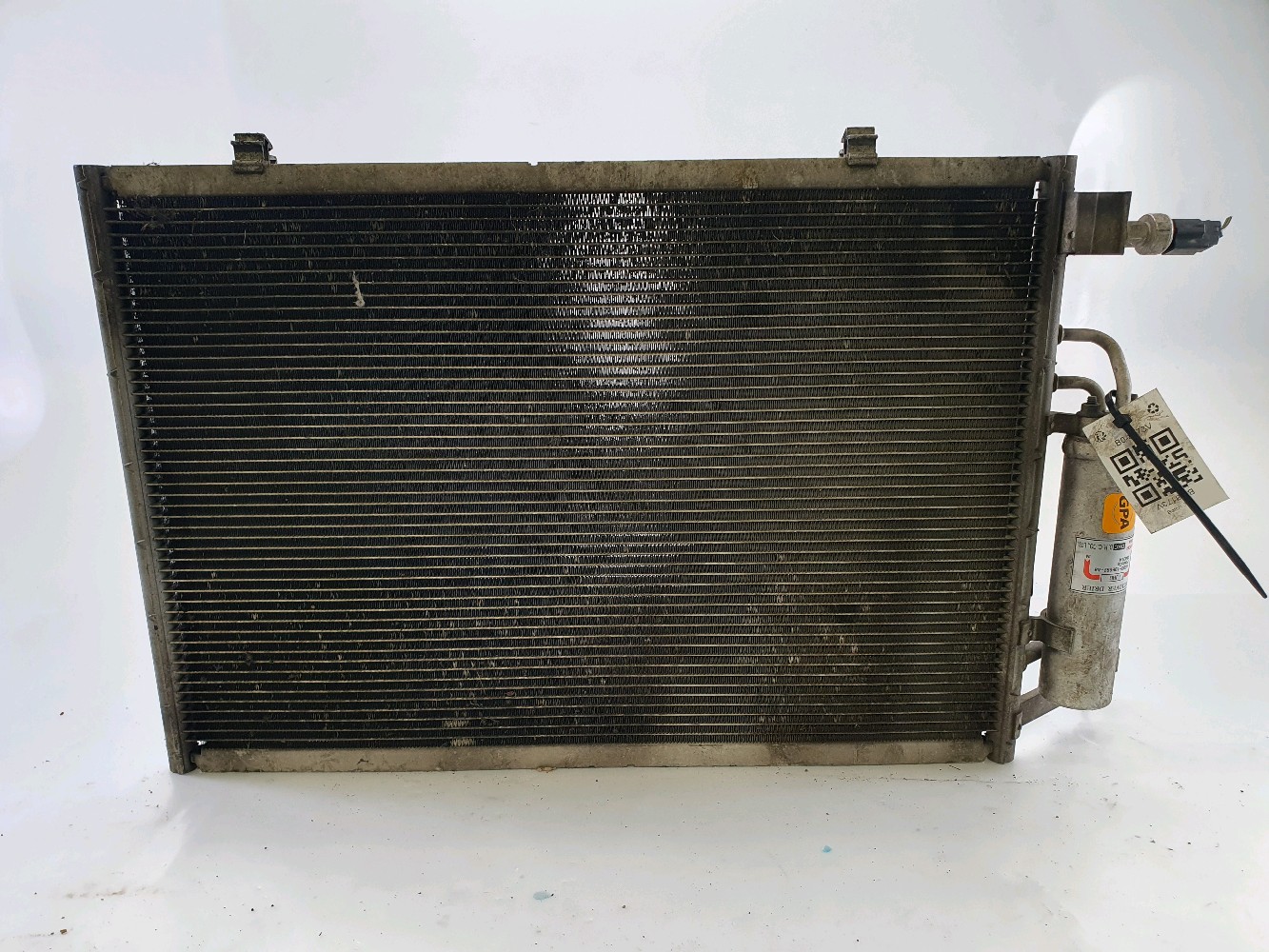 Radiateur de climatisation/Condenseur FORD FIESTA 6 PH.2 1.2 réf. 1818909 B0-8173V B0-8173V