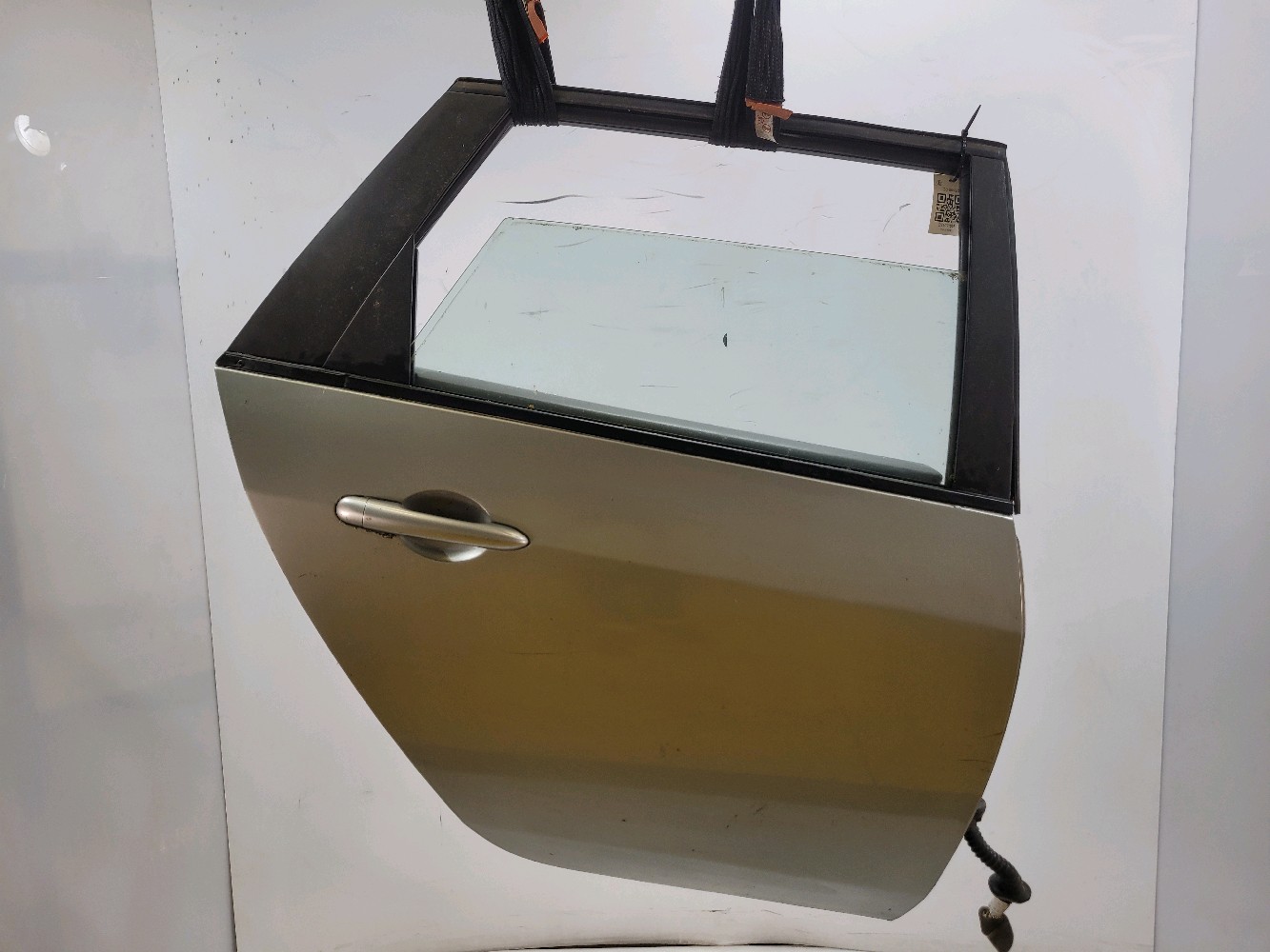 Porte arrière droite NISSAN PRIMERA 4 82100-BA130- G0-5093C G0-5093C