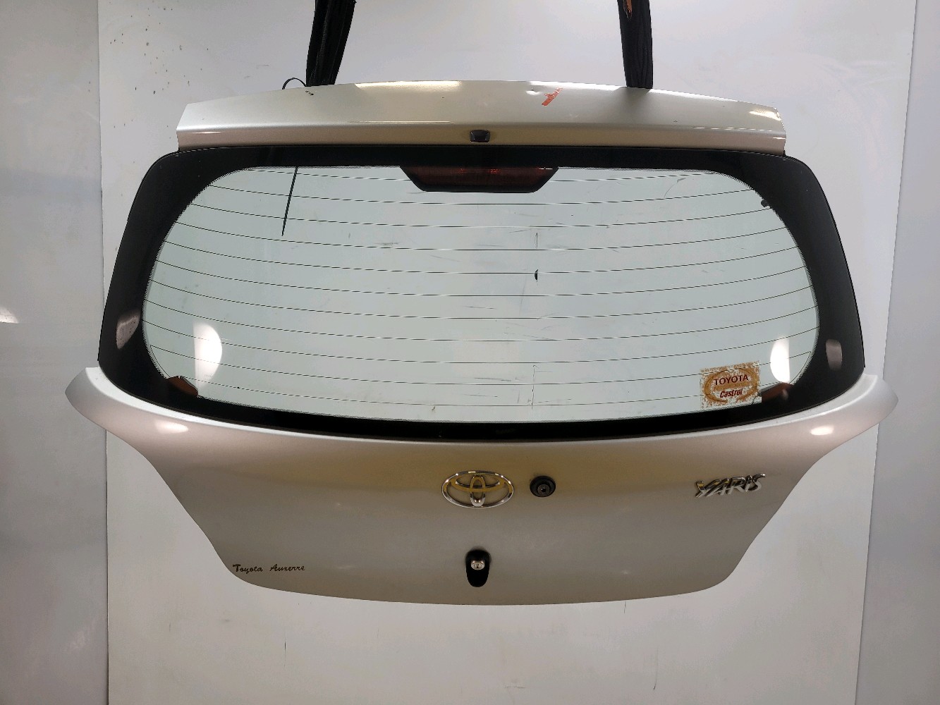 Hayon TOYOTA YARIS 1 PH.1 GRIS CLAIR réf. 6700552011 C1-2549A C1-2549A