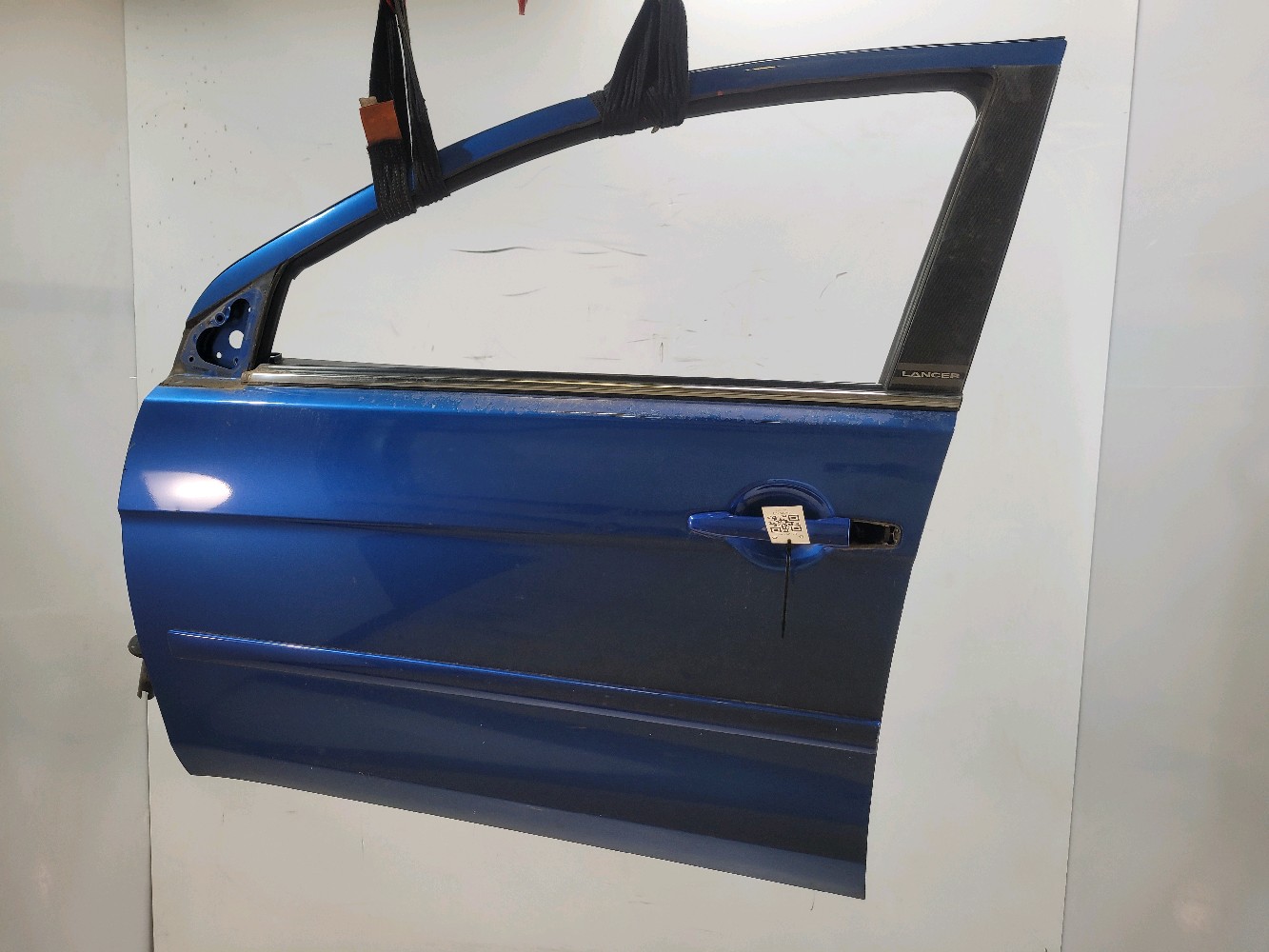 Porte avant gauche MITSUBISHI LANCER 5700A557 L1-0476P L1-0476P