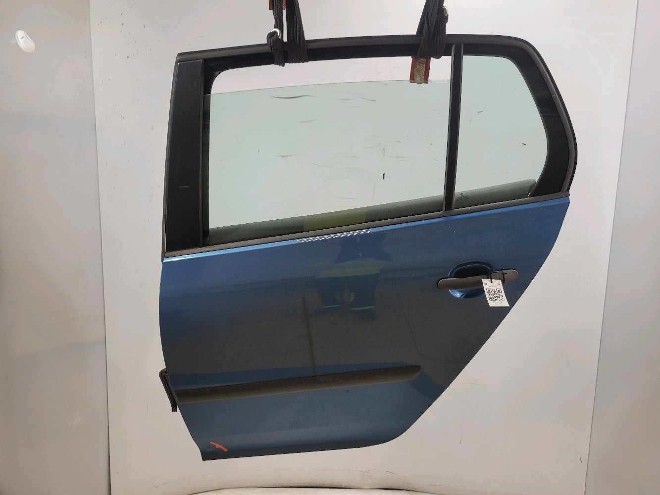 Porte arrière gauche VOLKSWAGEN GOLF 5 1K6833301AA B1-0123J B1-0123J [reference_55972]