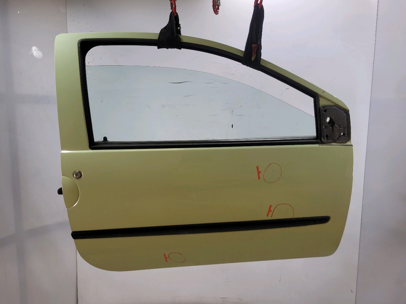 Porte droite (3 portes) RENAULT TWINGO 2 PH.1 801001040R L1-2793M L1-2793M