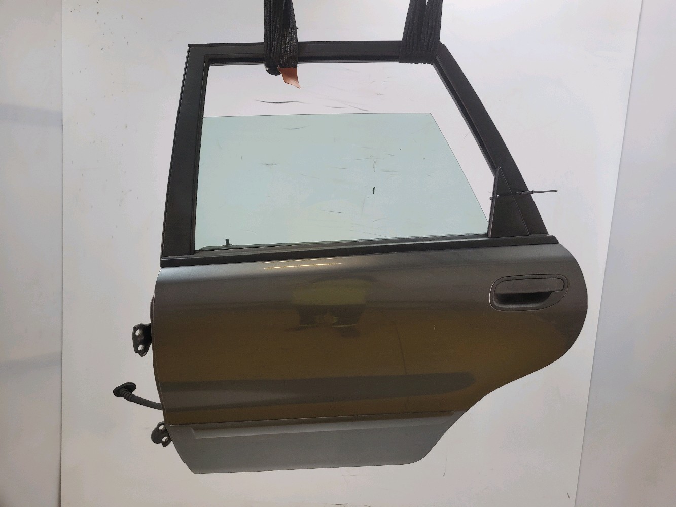 Porte arrière gauche VOLVO V40 30882907 R1-1552Z R1-1552Z