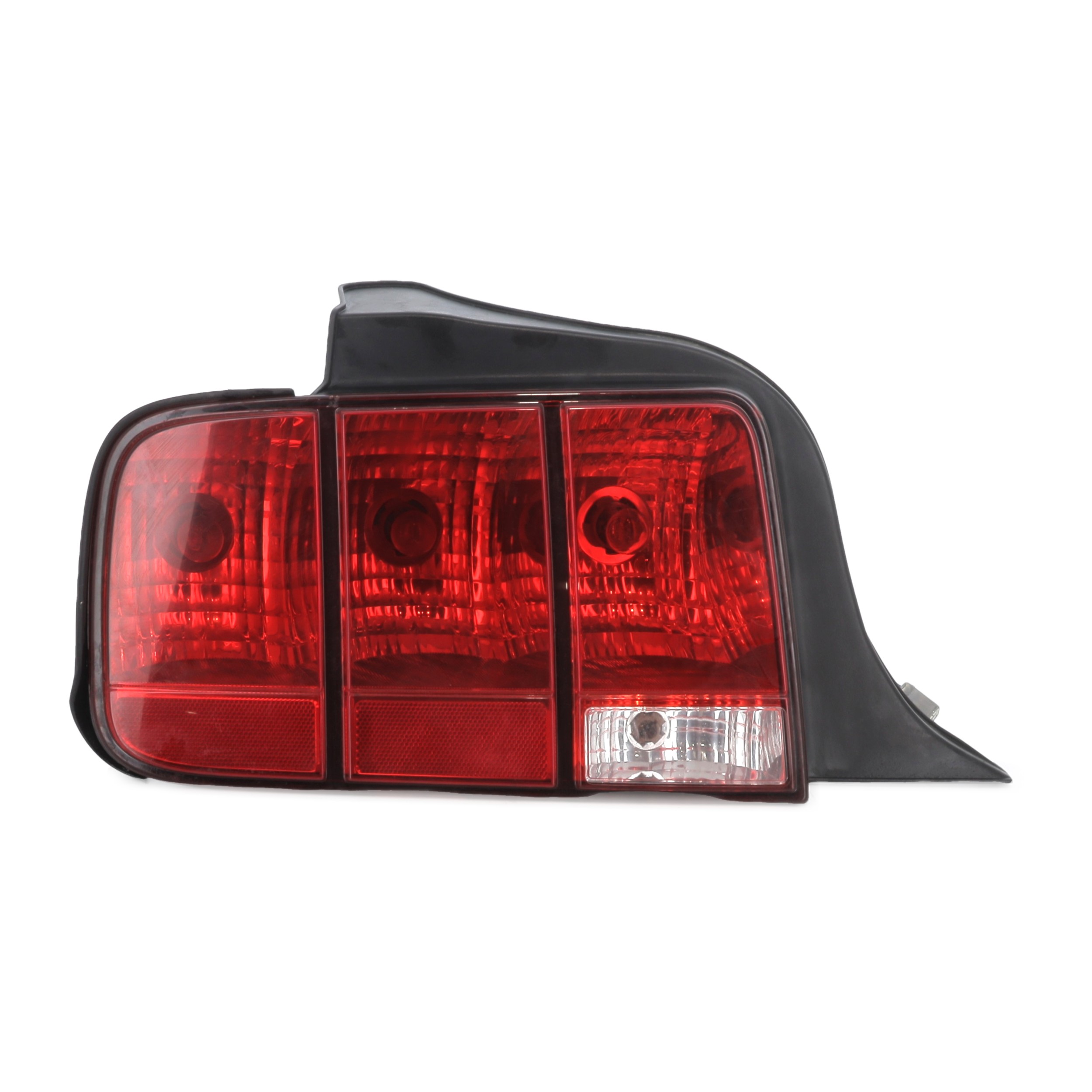 Feu arrière gauche FORD MUSTANG 5 réf. GPA-26-0046425 A2-0182Z A2-0182Z