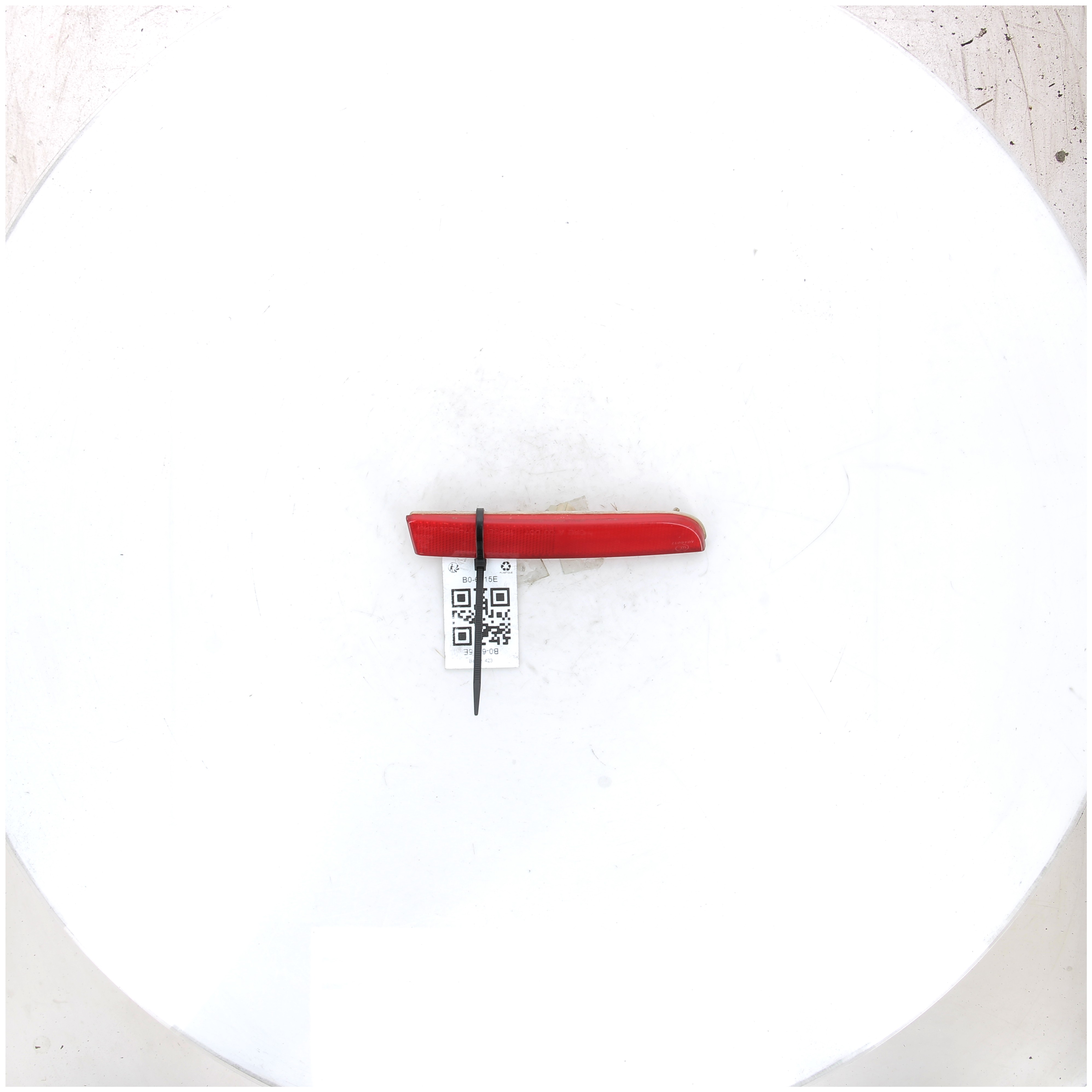 Catadioptre arrière gauche 8355A039 - MITSUBISHI LANCER 2.0T 295 - B0-6915E B0-6915E