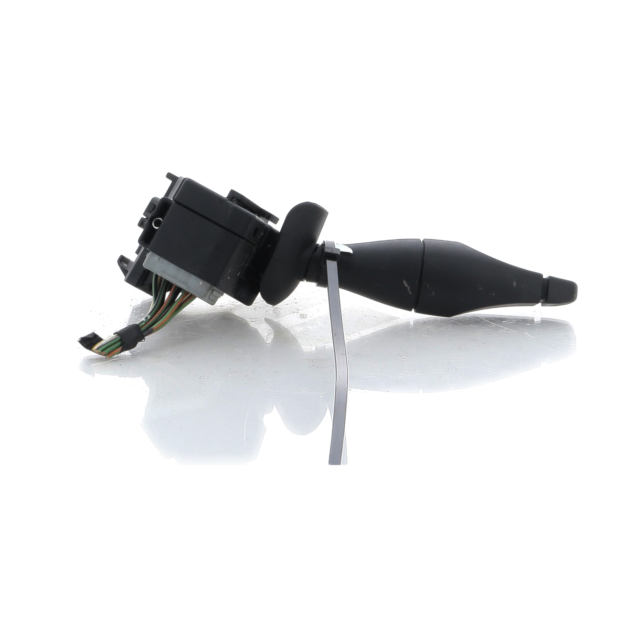 Commodo droit 1140522 - FORD FUSION PH.1 1.4 TDCI - C0-3781R C0-3781R